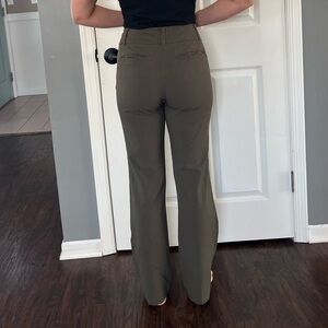 Chic Olive Straight Leg Women's Pants